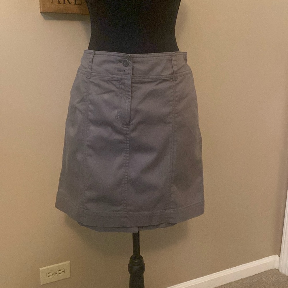 Ann Taylor Loft olive green skirt, Sz 12, EUC